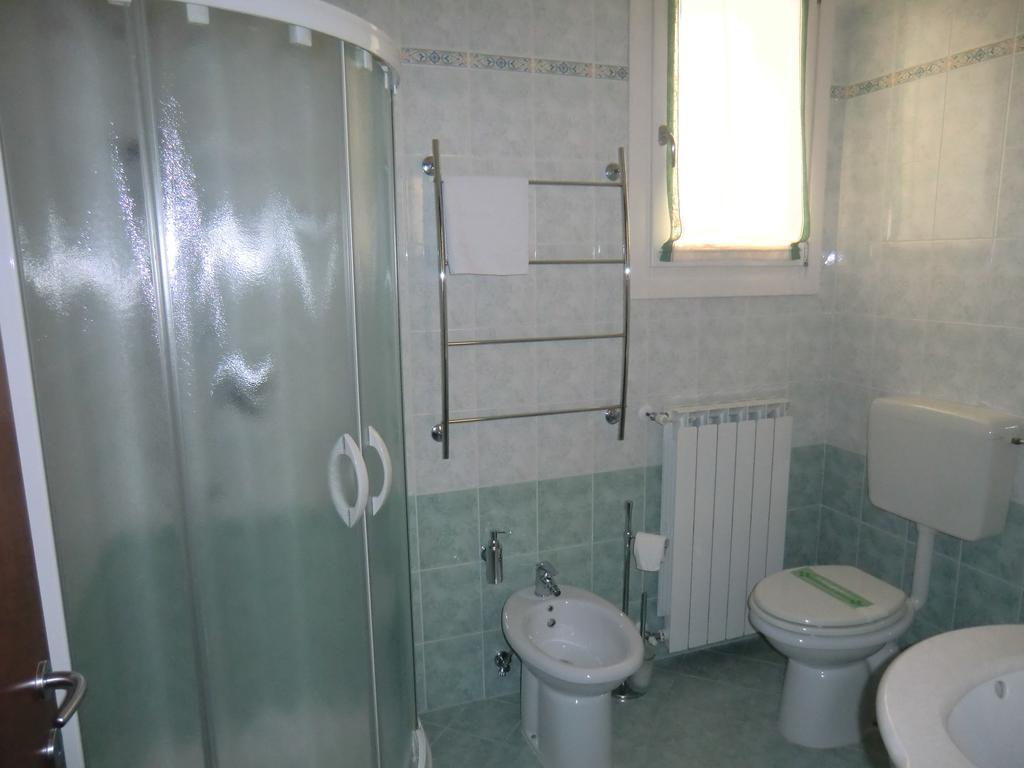 Residence Elisa Piano Terra Con Giardino E Posto Spiaggia Incluso Caorle Oda fotoğraf